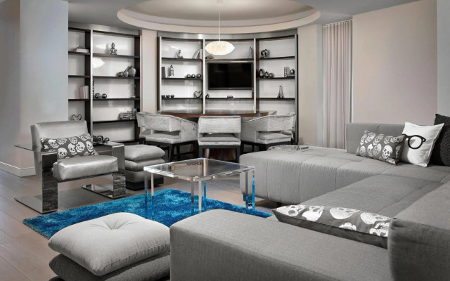 Renaissance Edmonton Airport Hotel