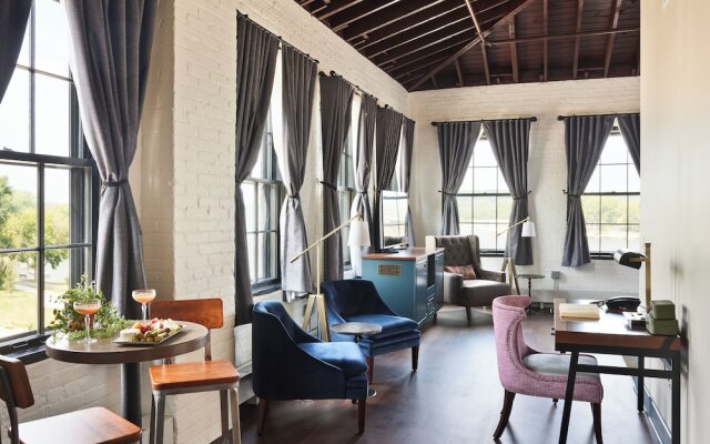 The Confluence Hotel