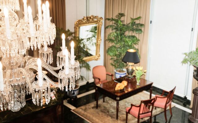 Royal Park Hotel
