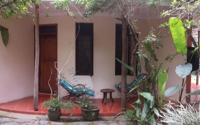 White Castle Hotel Arua