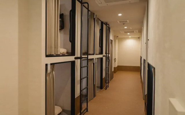 HOTEL minimumms.