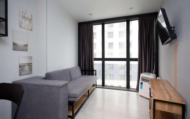 Апартаменты на улице Крестинского 35