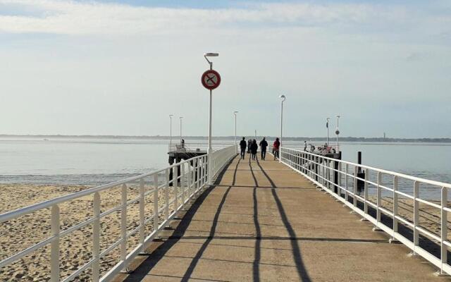Appartement avec Terrasse et Parking JARDIN DU MOULLEAU