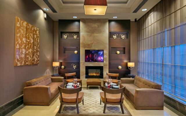 Titanic Business Kartal