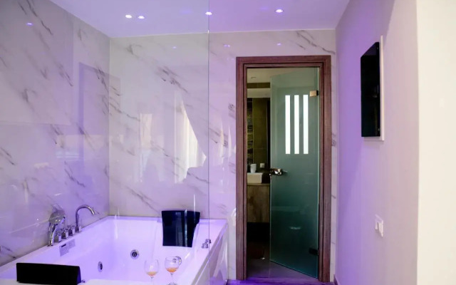 Dafni Luxury Suites