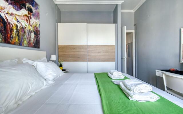 Snug apartment in Αθήνα with veranda