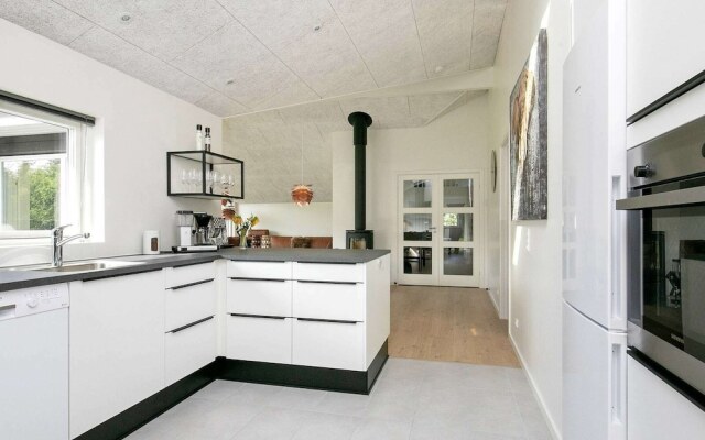 8 Person Holiday Home in Bindslev