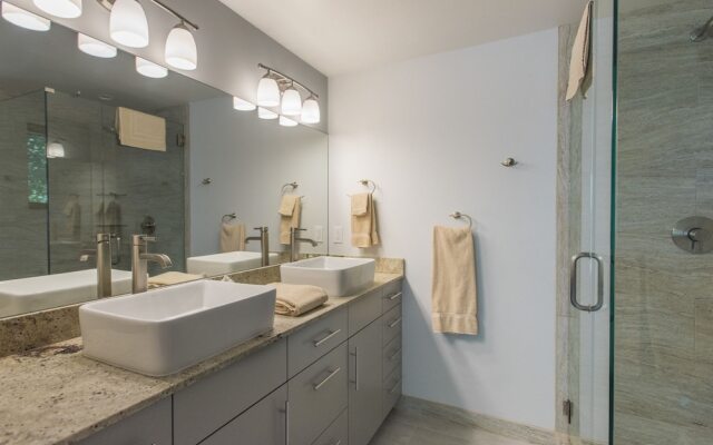 Pennay's at River Run