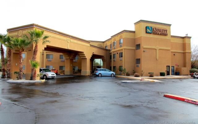 Comfort Inn & Suites Surprise Near Sun City West