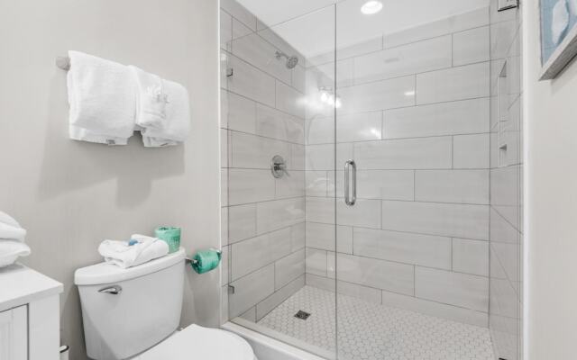 Emerald Isle Unit 206