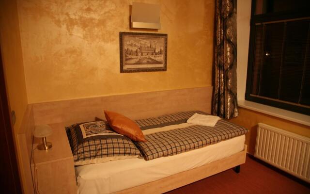 Hotel Conti