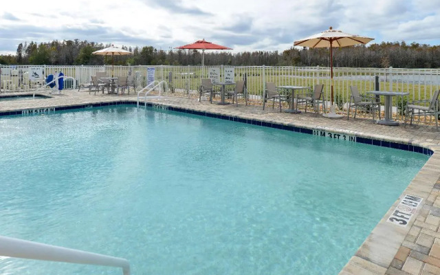 Holiday Inn Express & Suites Trinity by IHG