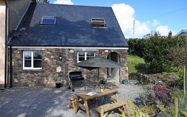 Y Bwthyn - Cosy Cottage With Parking