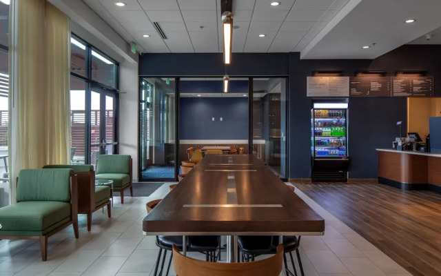Courtyard by Marriott Conway