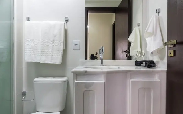 Apto reformado, perto do mar e centrinho JBA104