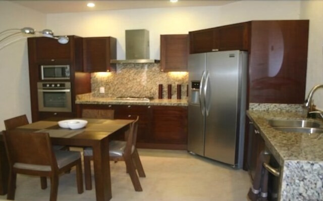 Romantic Zone V399 1 Bedroom