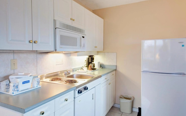 Travelodge by Wyndham Nanaimo