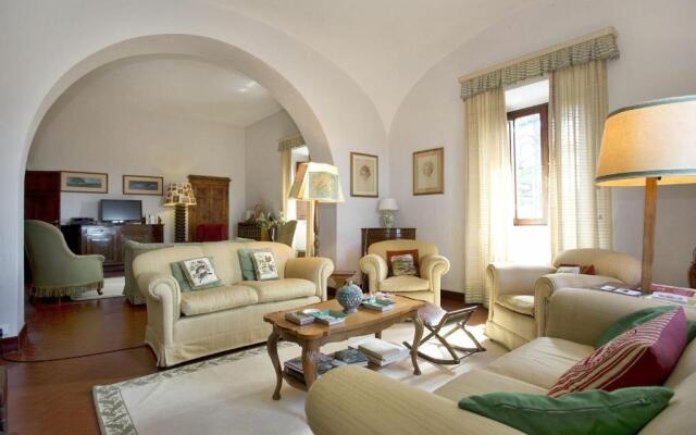 Villa di Montegemoli