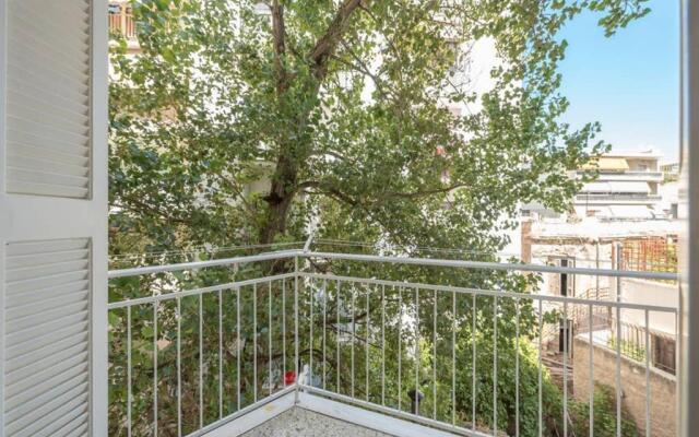 NEW! Bright & Remodeled 1Bed apt 2min Walk to Acropolis