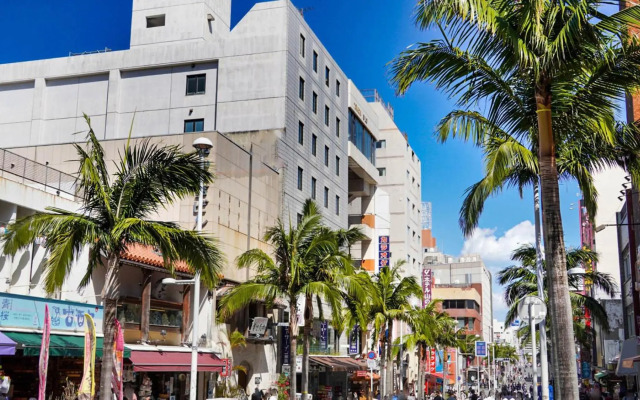 Toyoko Inn Okinawa Naha Shintoshin Omoromachi