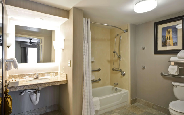 Homewood Suites by Hilton Durham-Chapel Hill / I-40