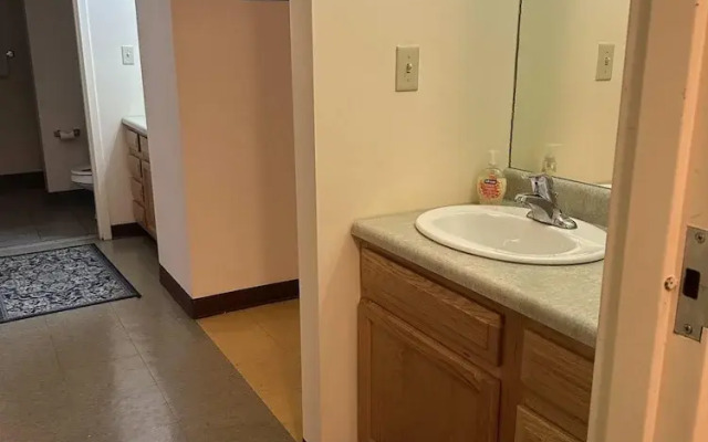 2bedroom 2bathroom Apt Downtown Walk Anywhere