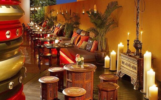 The Resonance Club at State Tower, Bangkok, Thailand