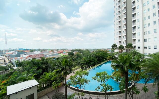 Good And Homey 1Br Apartment At Mustika Golf Residence