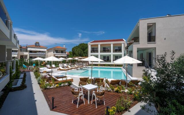 Mirablue Deluxe Residences