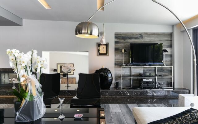 Villa Selenia Platinum