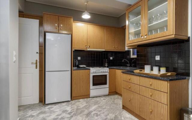 Penthouse with Acropolis view 8ppl, 140sqm