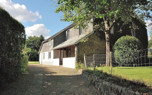 Ruhiges, gemütliches Ferienhaus mit großem Garten