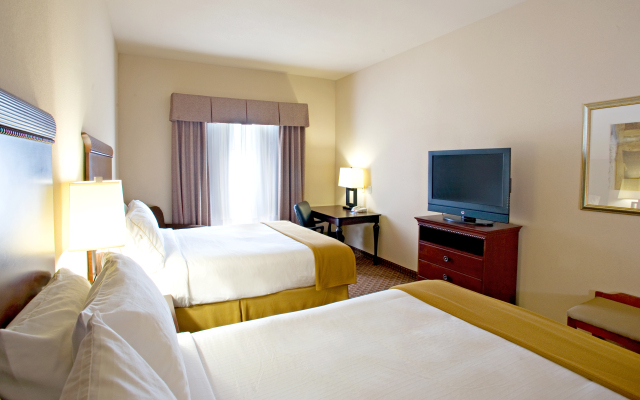 Holiday Inn Express & Suites Kingsville, an IHG Hotel