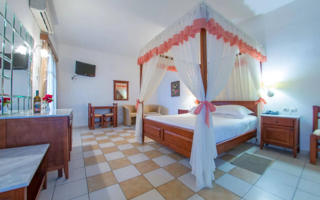 Sea View Village - Studios & Apartments