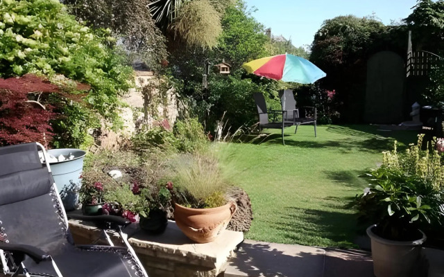 Florian Guest House