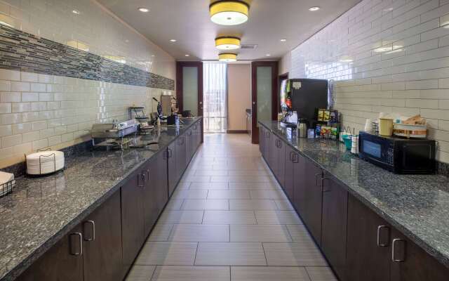 La Quinta Inn & Suites by Wyndham Durant