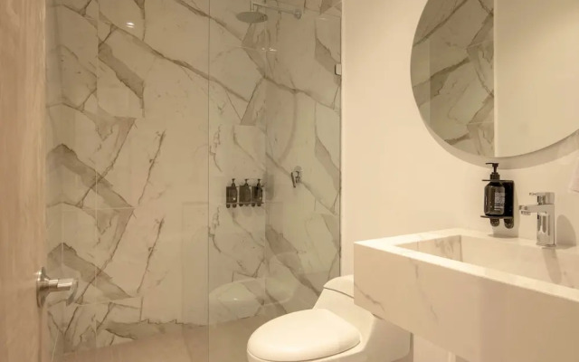 w Elegant 2BR w Majestic Terrace in CTG