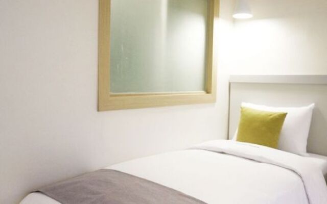 First Stay Hotel Eagle Owl
