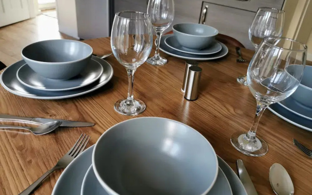 3bed Full House - Free Parking - Family Friendly!