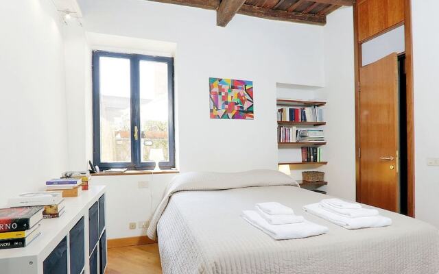 Colosseo Nice Terrace Apartment