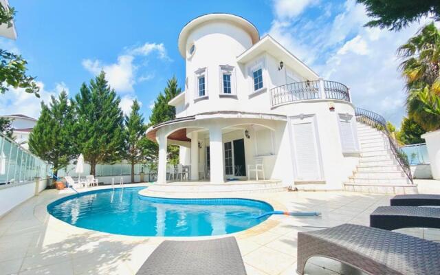 Comfortable Villa I