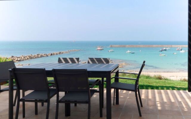 De la Digue (PLC255)