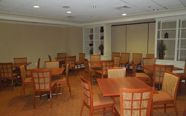 Rockville Centre Inn