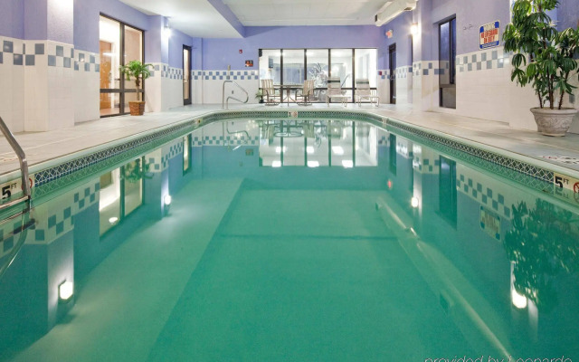 Quality Inn & Suites