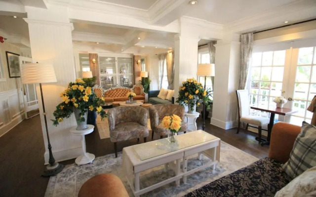 The Riverview Hotel
