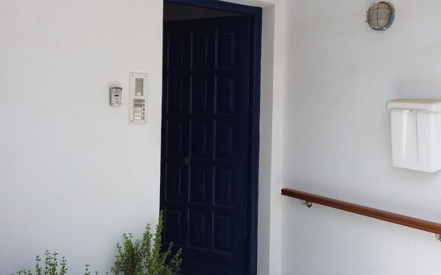 Tinos Evelina
