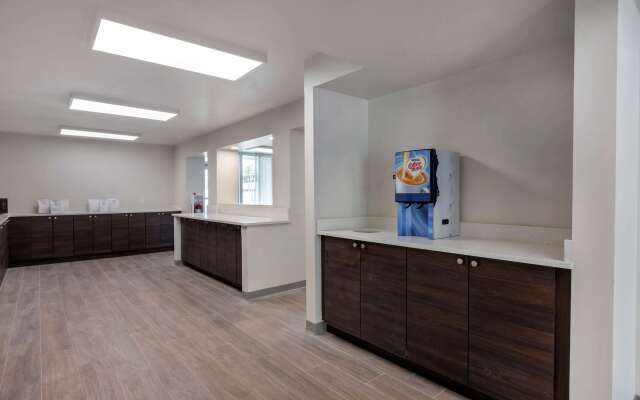 Quality Inn Saint Petersburg North-Tampa Bay
