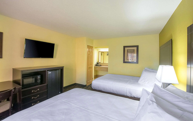 Clarion Inn Columbia Airport