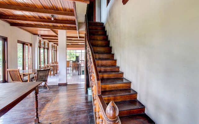 OYO 92329 Sewu Mas Hotel