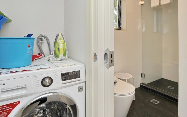 Carlton Villa 2 - Christchurch Holiday Homes